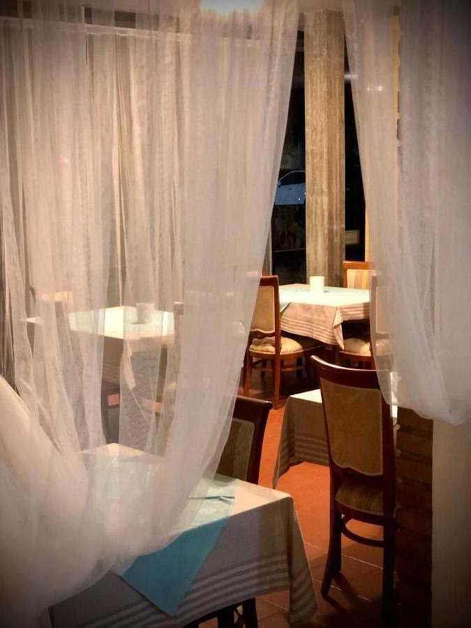 Hotel Villa Alexandra 벨레지아아지마리나 외부 사진