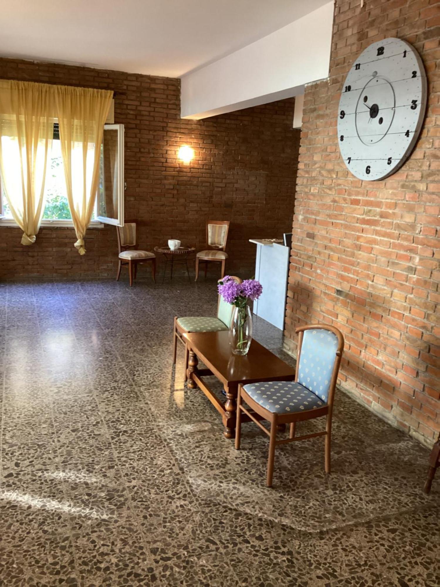 Hotel Villa Alexandra 벨레지아아지마리나 외부 사진